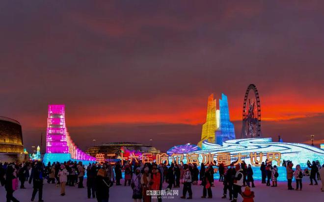 68天璀璨承载300余万人次跨越山海的奔赴——哈尔滨冰雪大世界“流量奇迹”背后(图7)