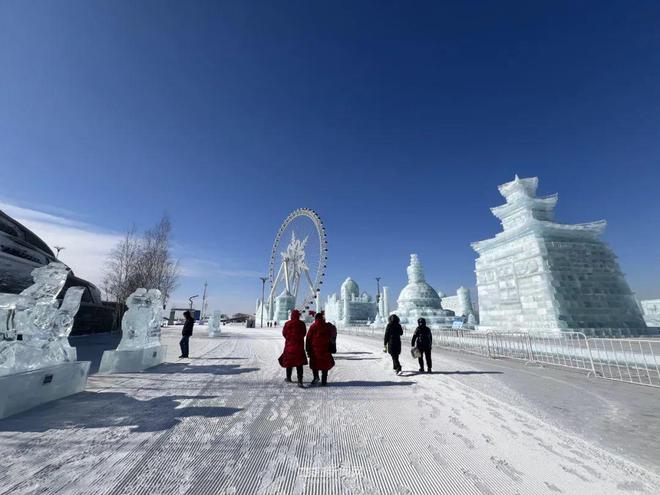 68天璀璨承载300余万人次跨越山海的奔赴——哈尔滨冰雪大世界“流量奇迹”背后(图8)